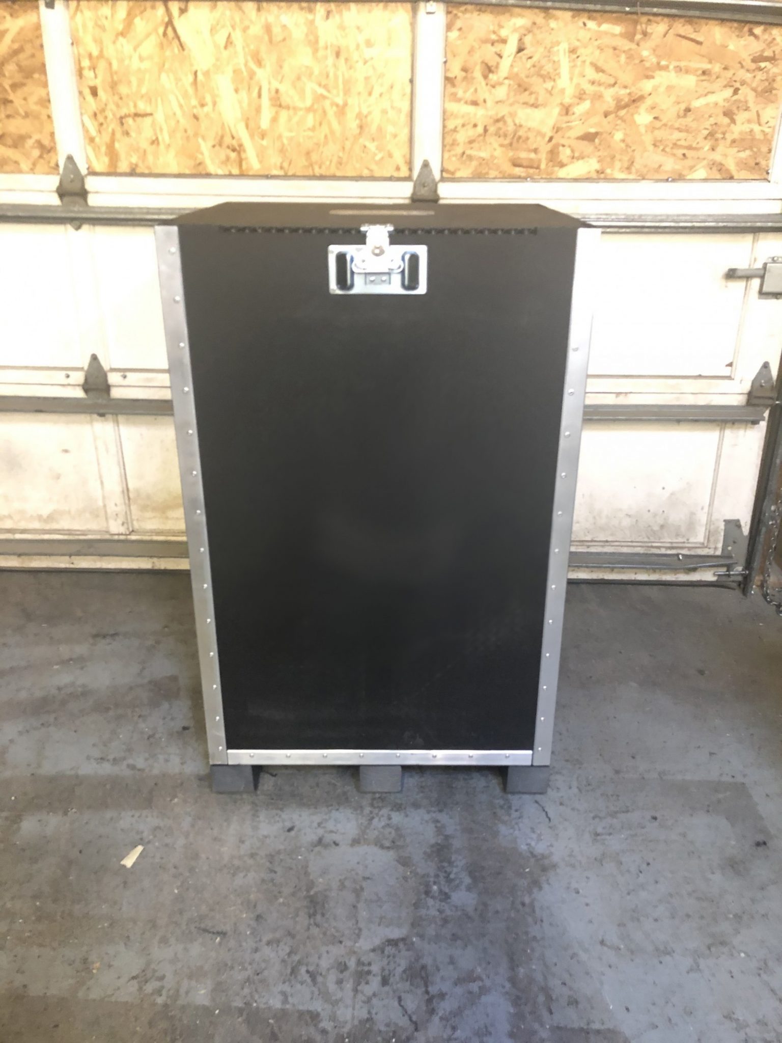 Plastic Crates • Custom Crating